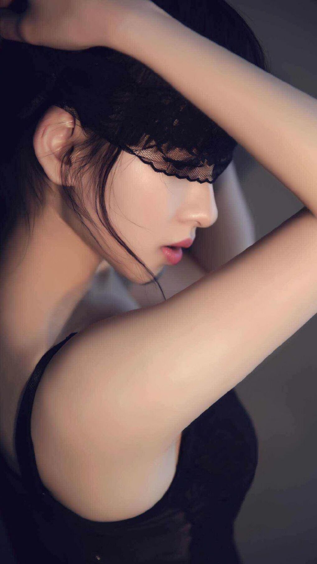 “荒野追击：沙漠与山地的热血追逐”，荒漠追杀中的罪名是