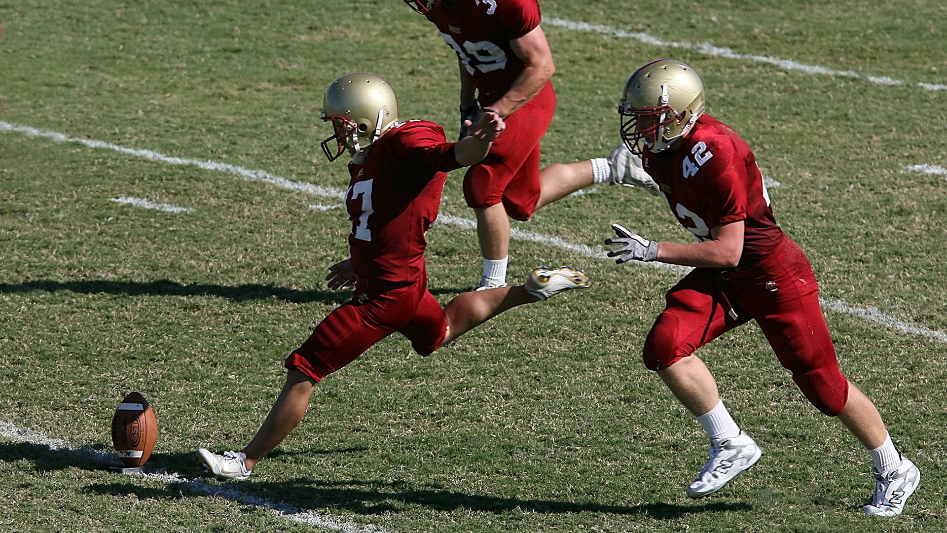 赛前练兵：车手训练中的细节与心得，赛车手训练内容