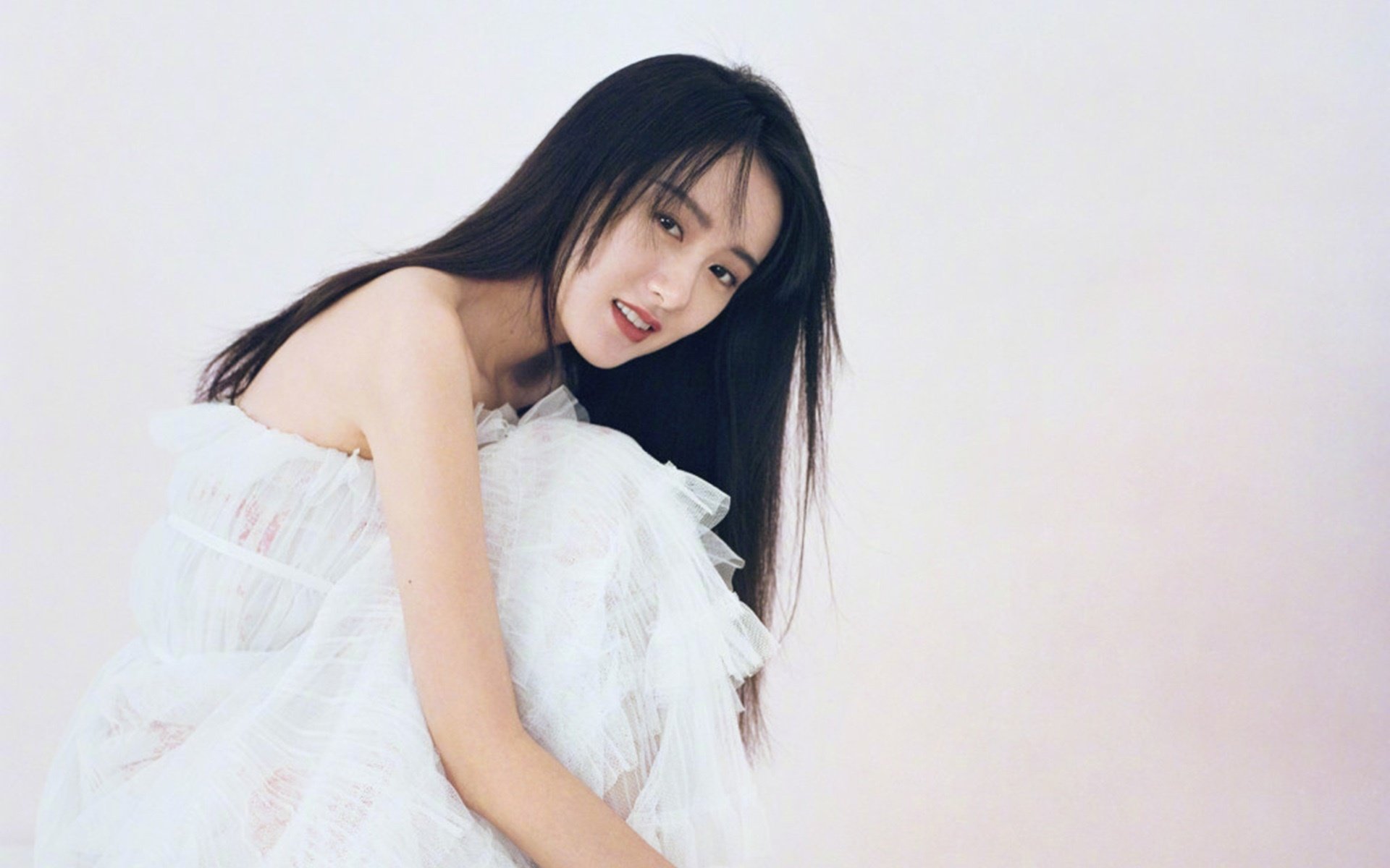 冰岛队逆转胜出，芬兰队门庭若市，芬兰冰球队